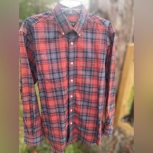 Orvis Long sleeve mens button down plaid shirt size Medium/Holiday/preppy